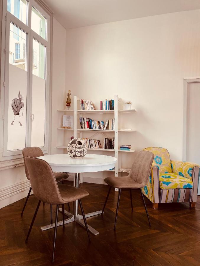 Hotel De Ma Tante Lamalou-les-Bains Eksteriør bilde